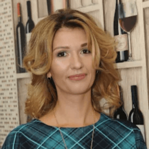 4 фото вчителів, ПІБ та посада кожного _ №2 Пасічник Ганна Ігорівна - педагог-організатор - Ліцей Мельниківський (1)